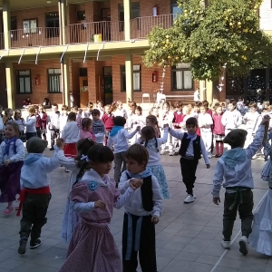 Nos preparamos para el acto del 25 de Mayo