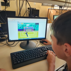 Diseñando videojuegos, aprendemos a programar!!